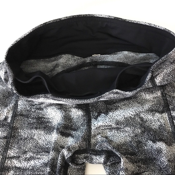 lululemon Speed Tight V Power Luxtreme Hazy Days Legging - Picture 15 of 16